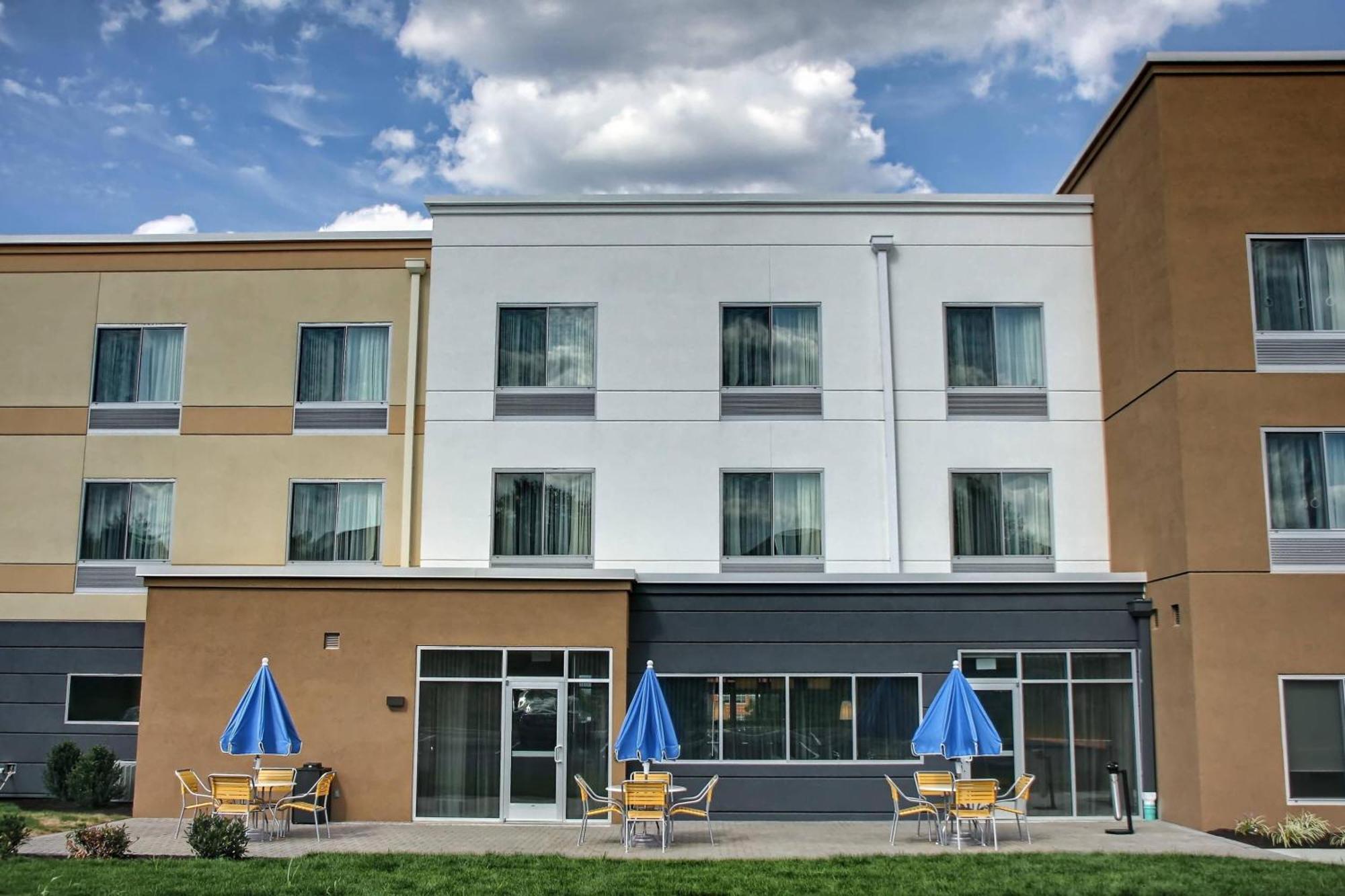 Fairfield Inn & Suites By Marriott Reading Wyomissing Esterno foto